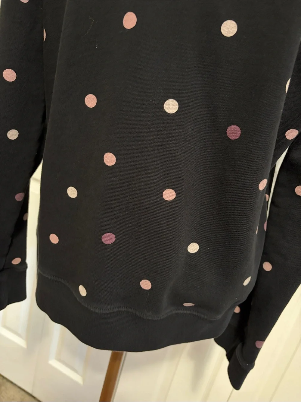 Kate Spade Broome Street Bakery Dot Logo Black Sweatshirt Size Medium